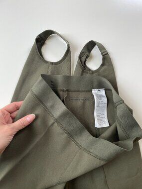Abercrombie & Fitch Leggings with Stirrups, olive green